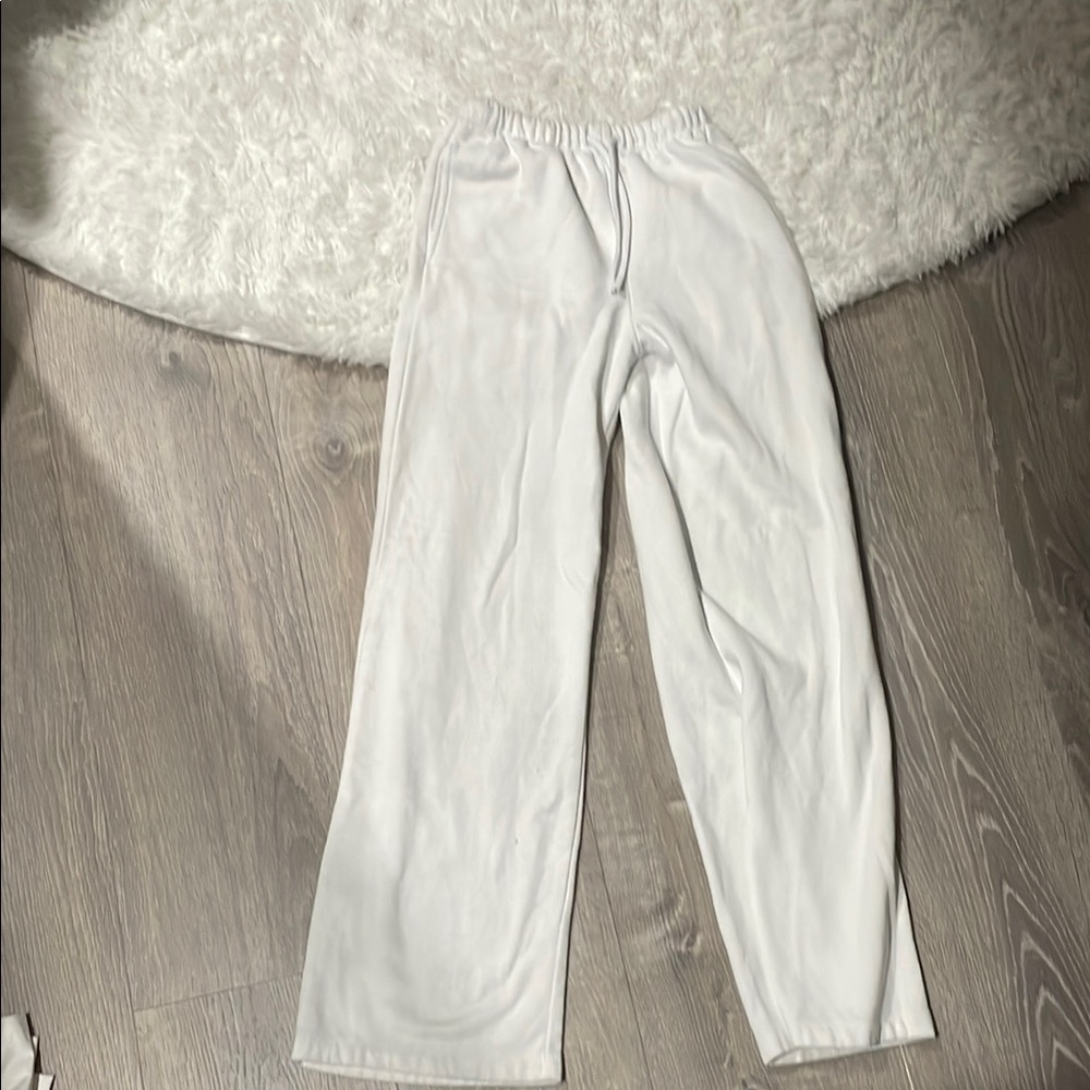 Women’s White Bottoms